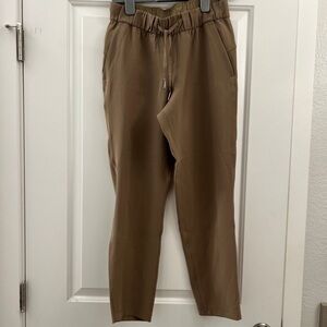 Lululemon pants size 6
